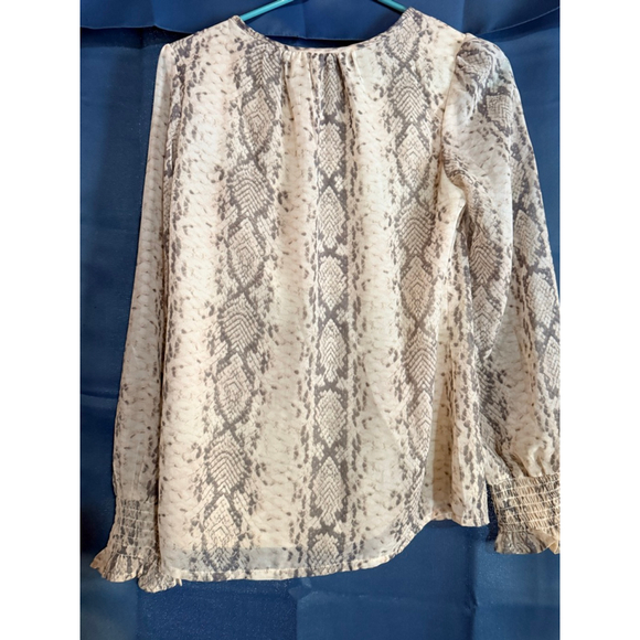 Women's Japna Blouse S Beige Gray Snake Print Long Sleeve - Picture 3 of 5